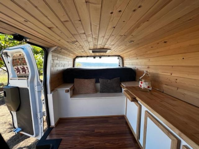 Campcar Maui Jeeps Suvs Hybrid Camper Van Rentals With Equipment And Travel Advice Кахулуи Экстерьер фото